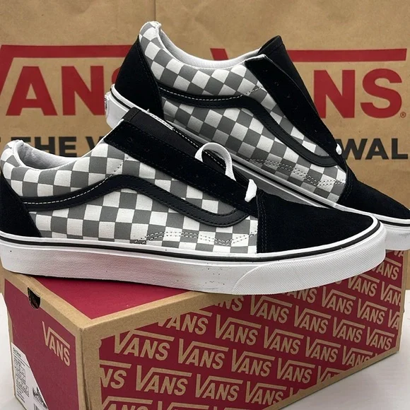 Vans Men’s Checkerboard Sneakers Old Skool
Cosmic Check Reflective
VN0A5JMIB9J - Picture 7 of 16